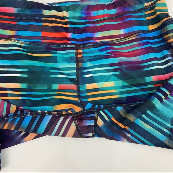ATHLETA Women’s Sonar Capri Active Leggings colorful M - Picture 8 of 15